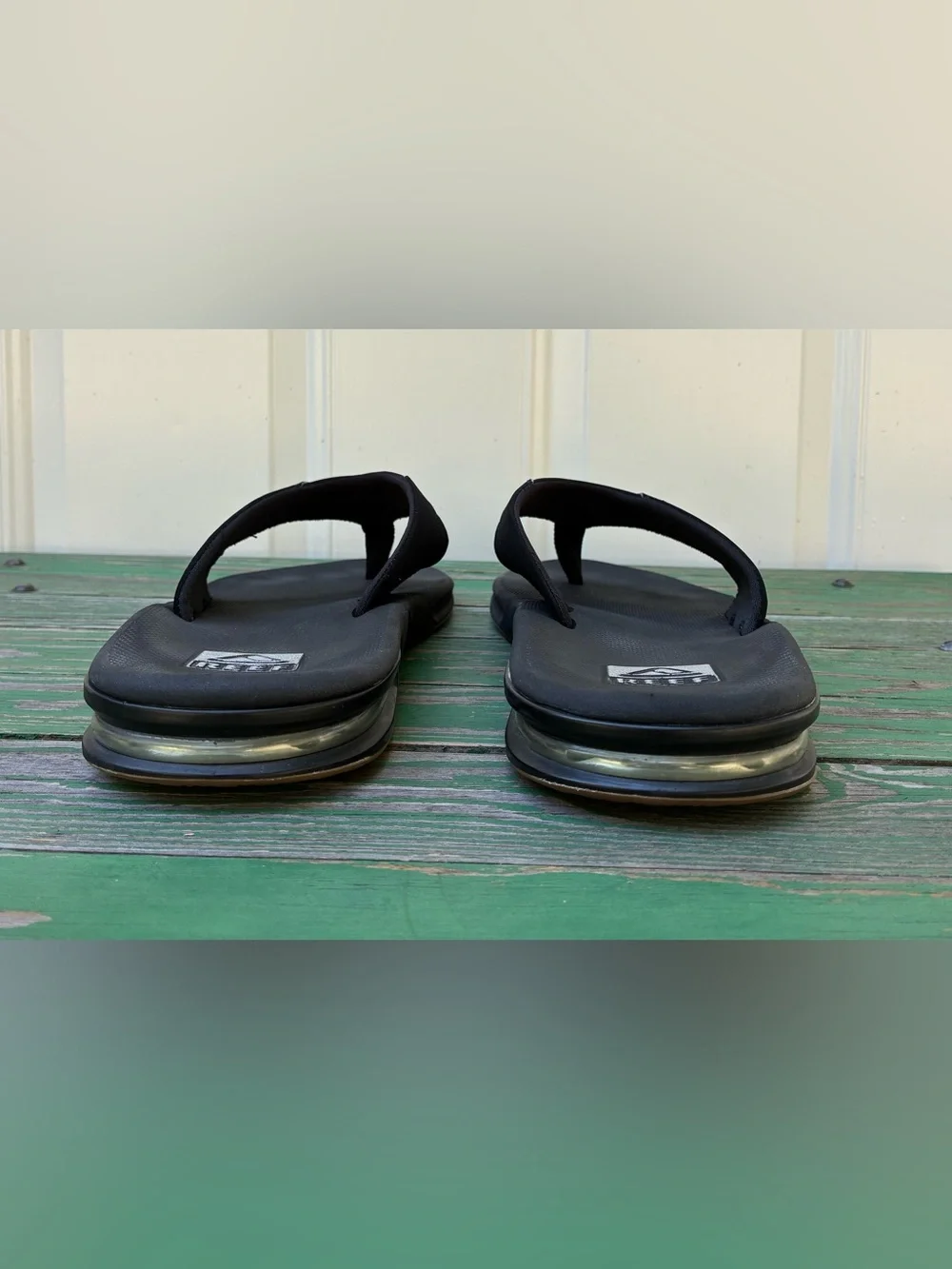 Reef Mens Sz 12 Fanning Bottle Opener Sole Black Flip Flops Thong Sandals
